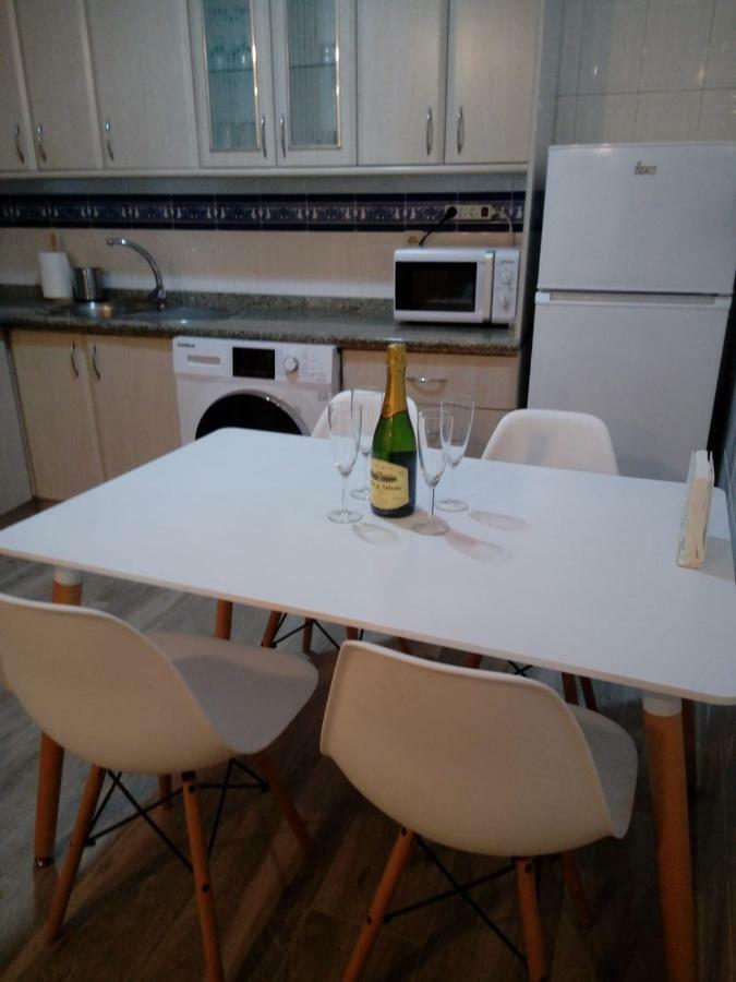 Ideal Tipo Loft En Triana Wifi